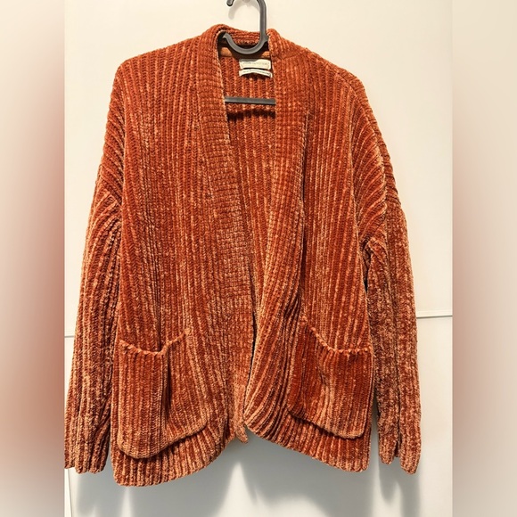 Urban Outfitters Oversized Chenille Cardigan *very soft* - Picture 3 of 9
